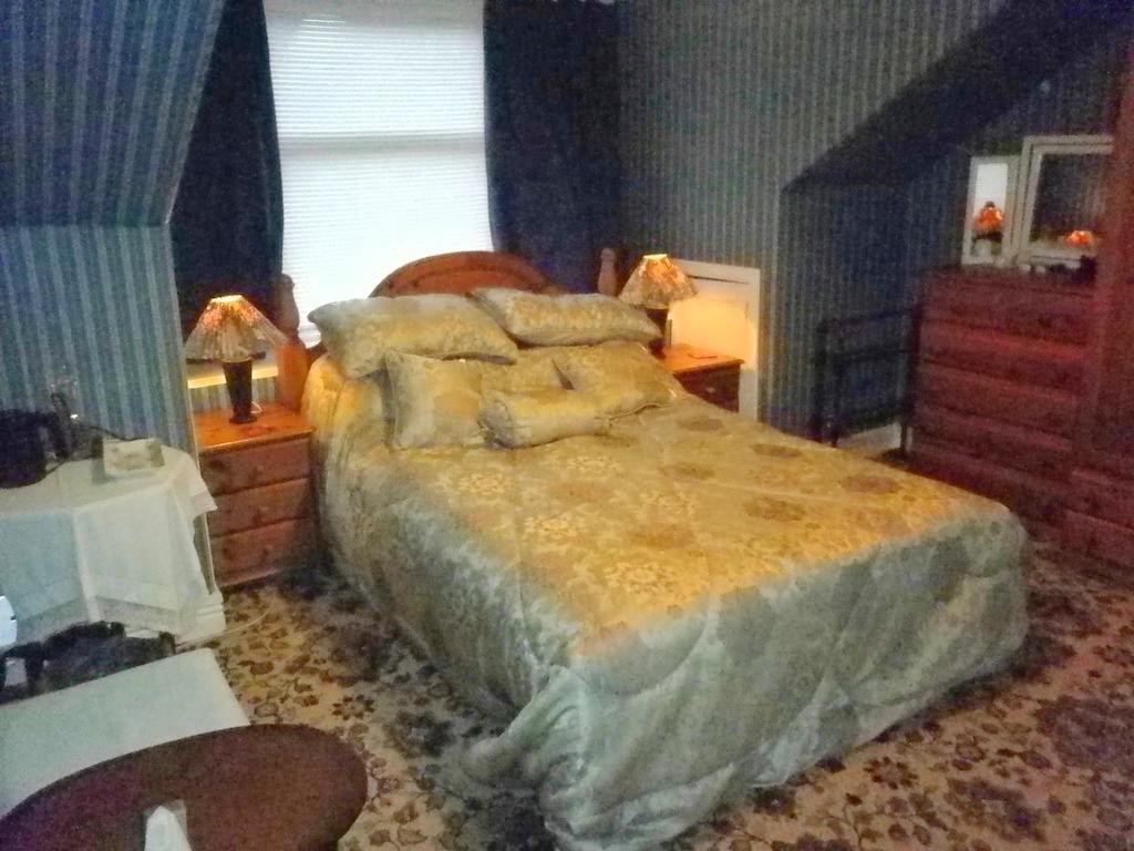 Duncreggan House 호텔 다눈 객실 사진